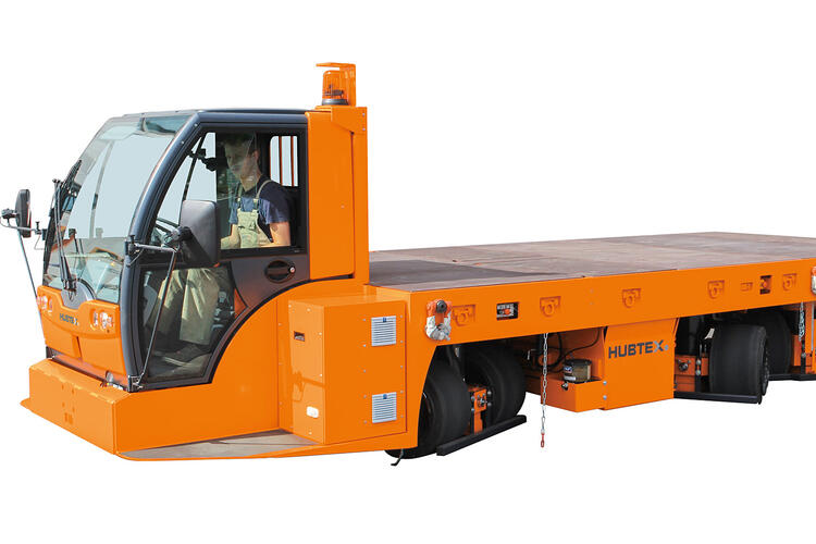 Un chariot à plate-forme HUBTEX avec cabine