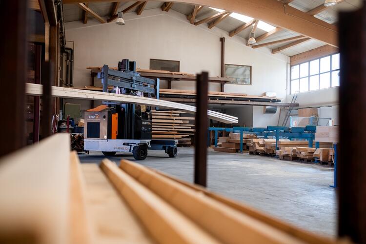 HUBTEX DQ-X 45 para o transporte conveniente de madeira