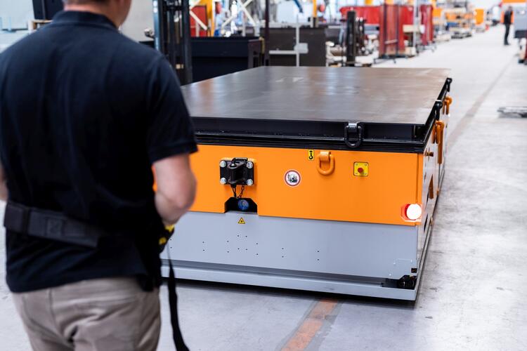 Operação por controle remoto via rádio