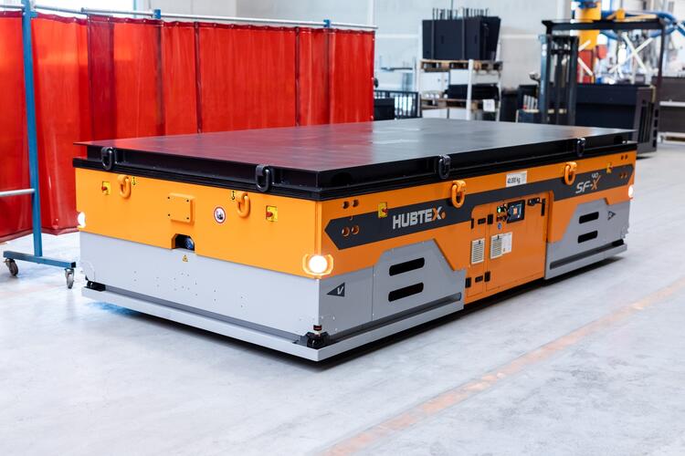 O elemento central de todos os transportadores de plataforma é o chassi e o sistema de direção associado.