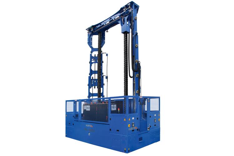 HUBTEX HL-AGV mobilizes work platforms in aircraft assembly and maintenance