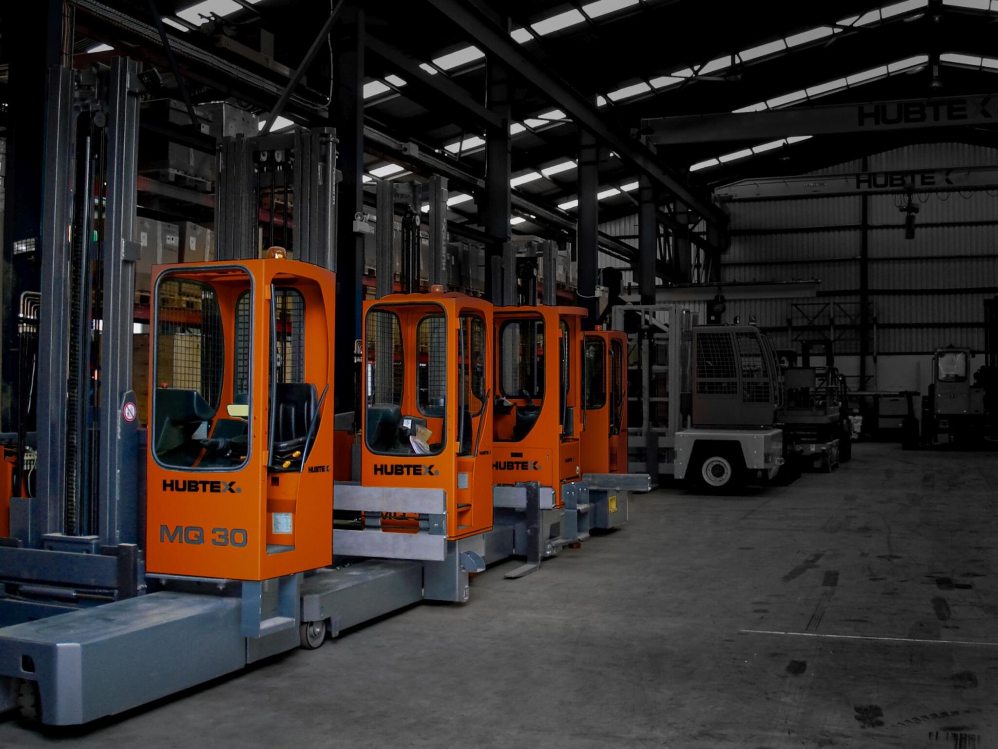 Equipamentos de segunda mão e de aluguel da HUBTEX no armazém