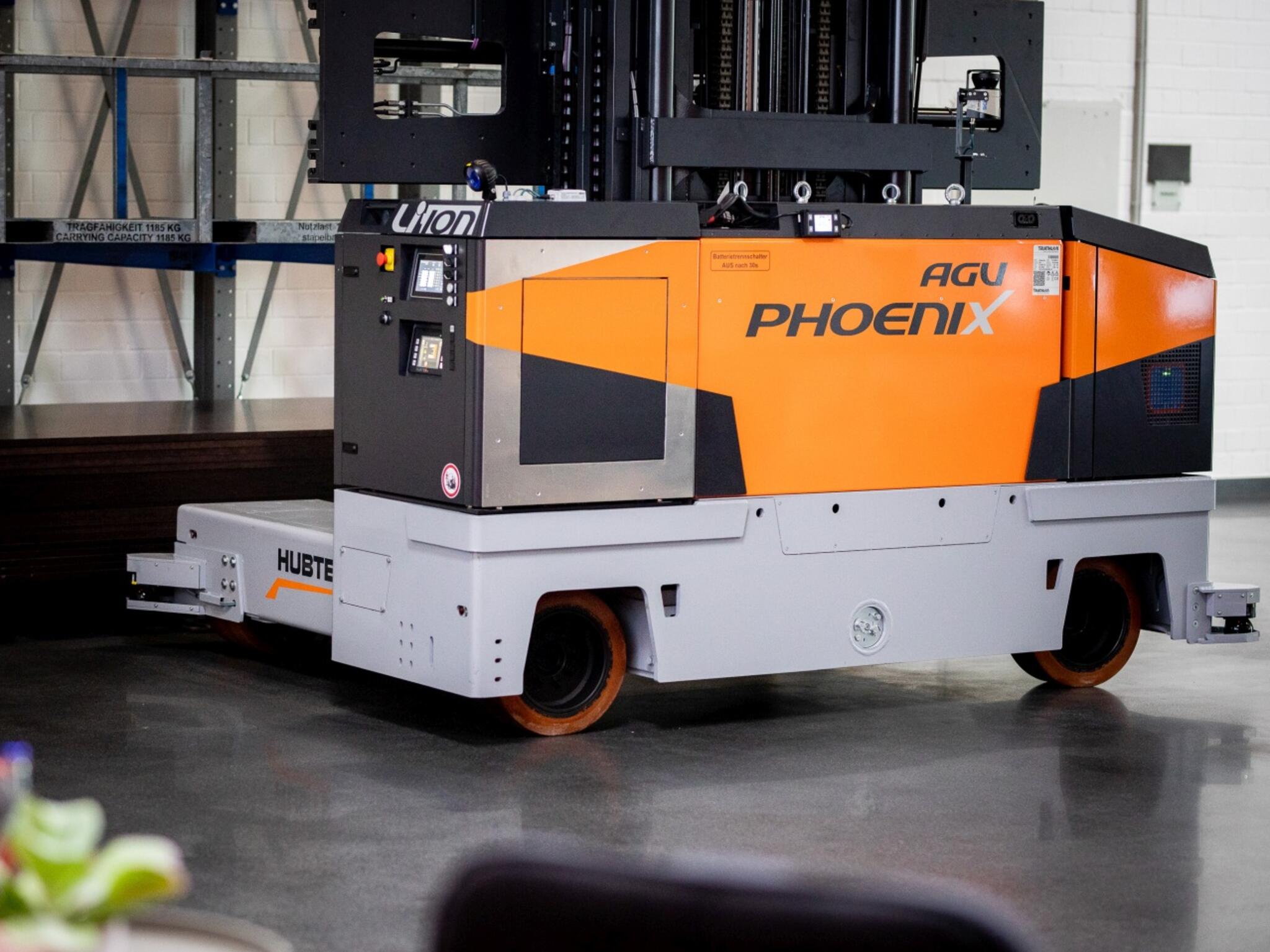 Phoenix AGV von HUBTEX im Einsatz