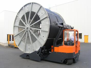 The HUBTEX drum transporter with swivel-mounted pick-up traverse
