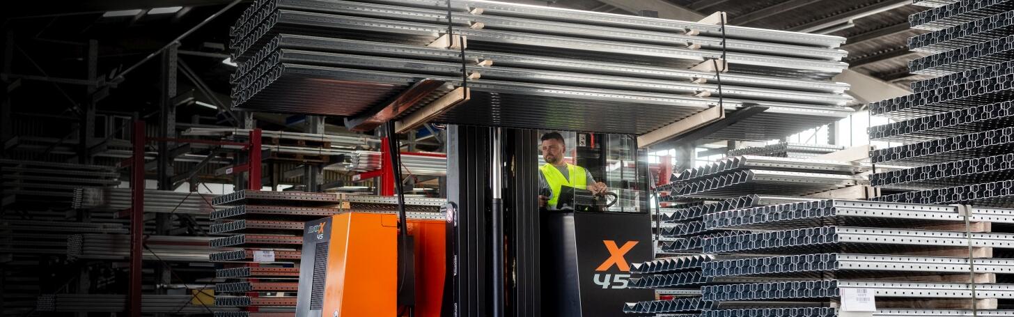 MaxX Title Image Finance